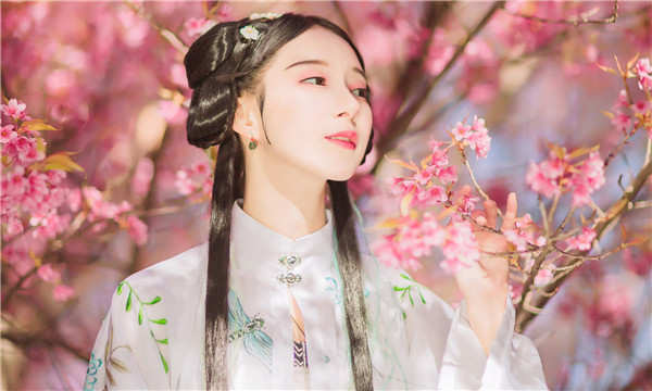 札达供卵试管婴儿：助您实现家庭梦想的科学方案